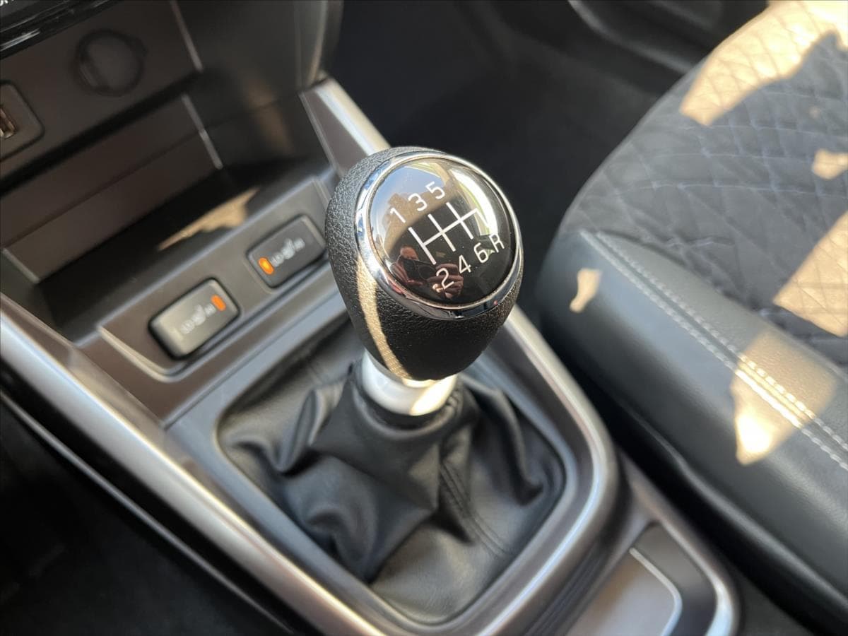 2021 Suzuki Vitara - 18