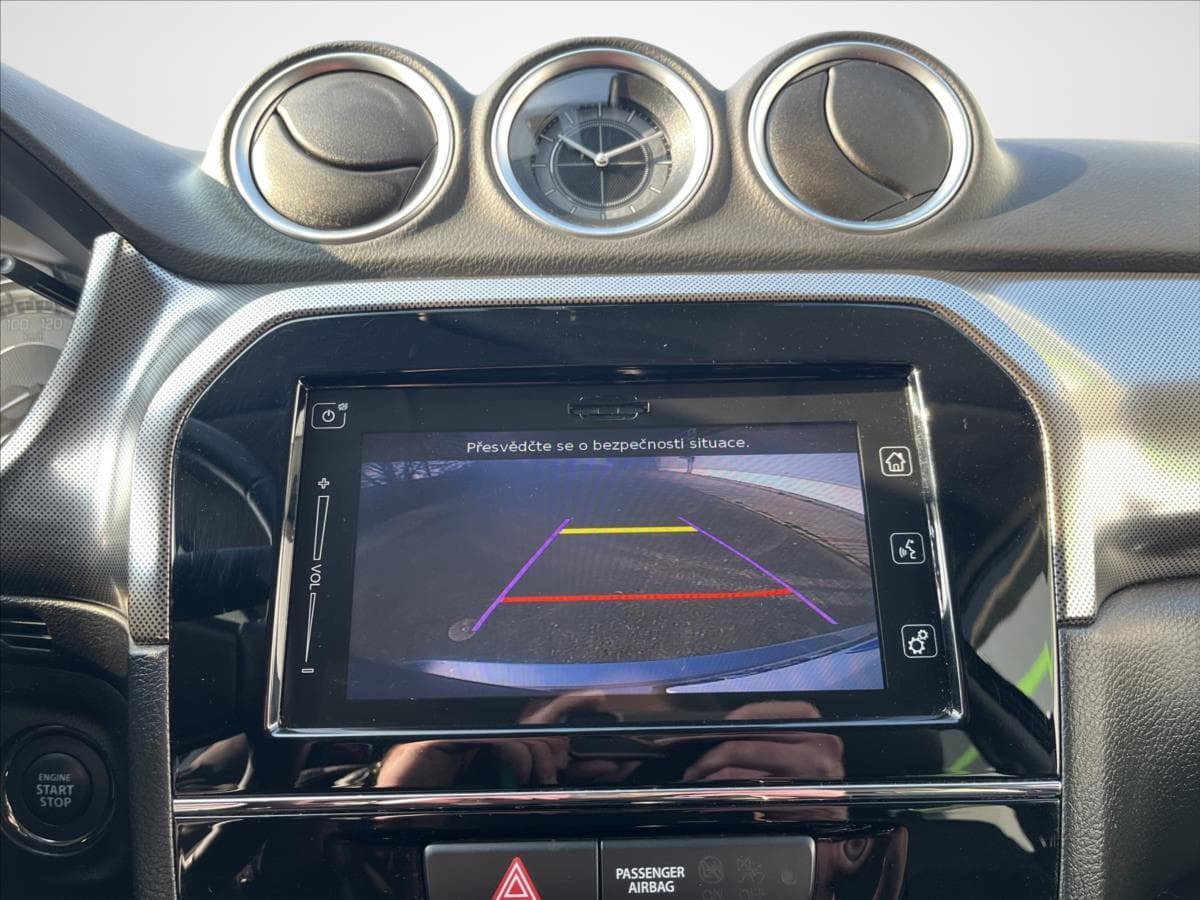 2021 Suzuki Vitara - 15