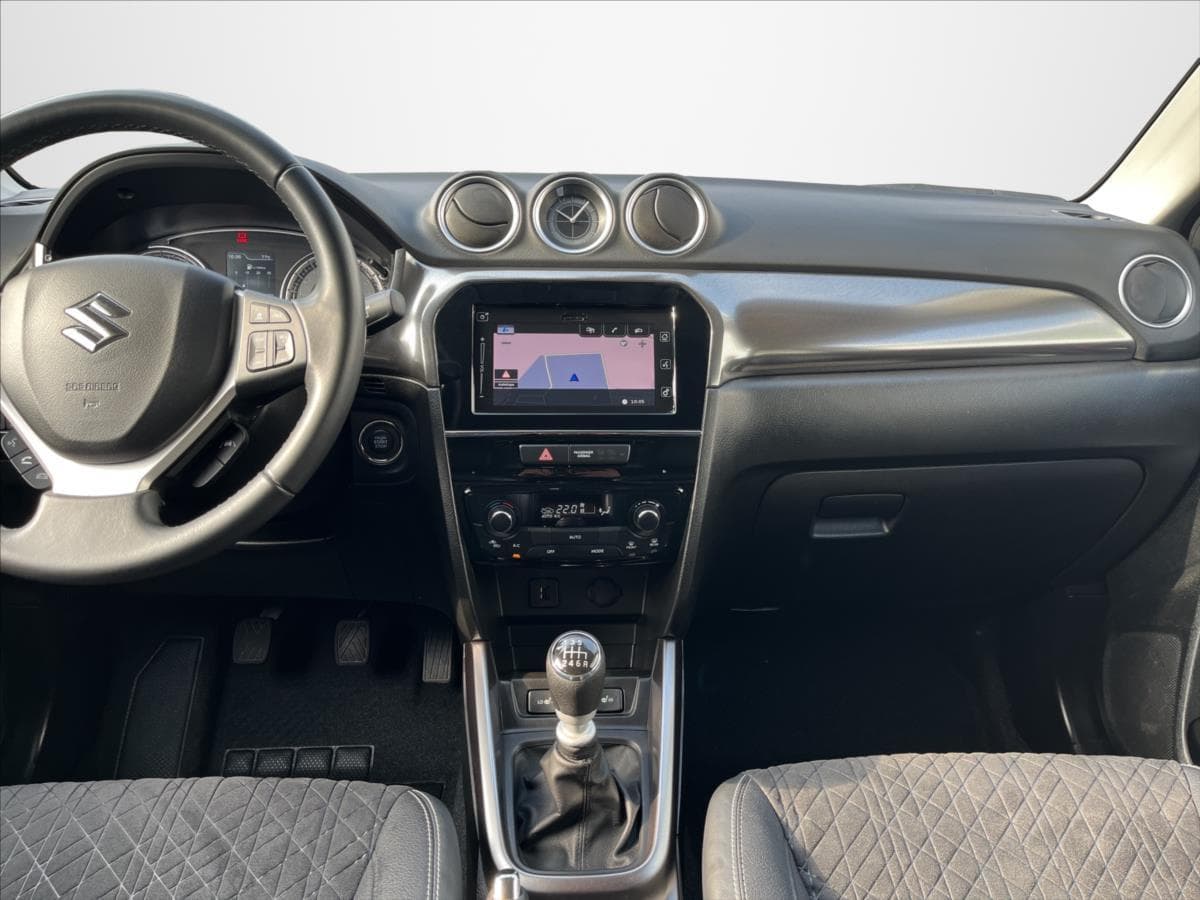 2021 Suzuki Vitara - 10