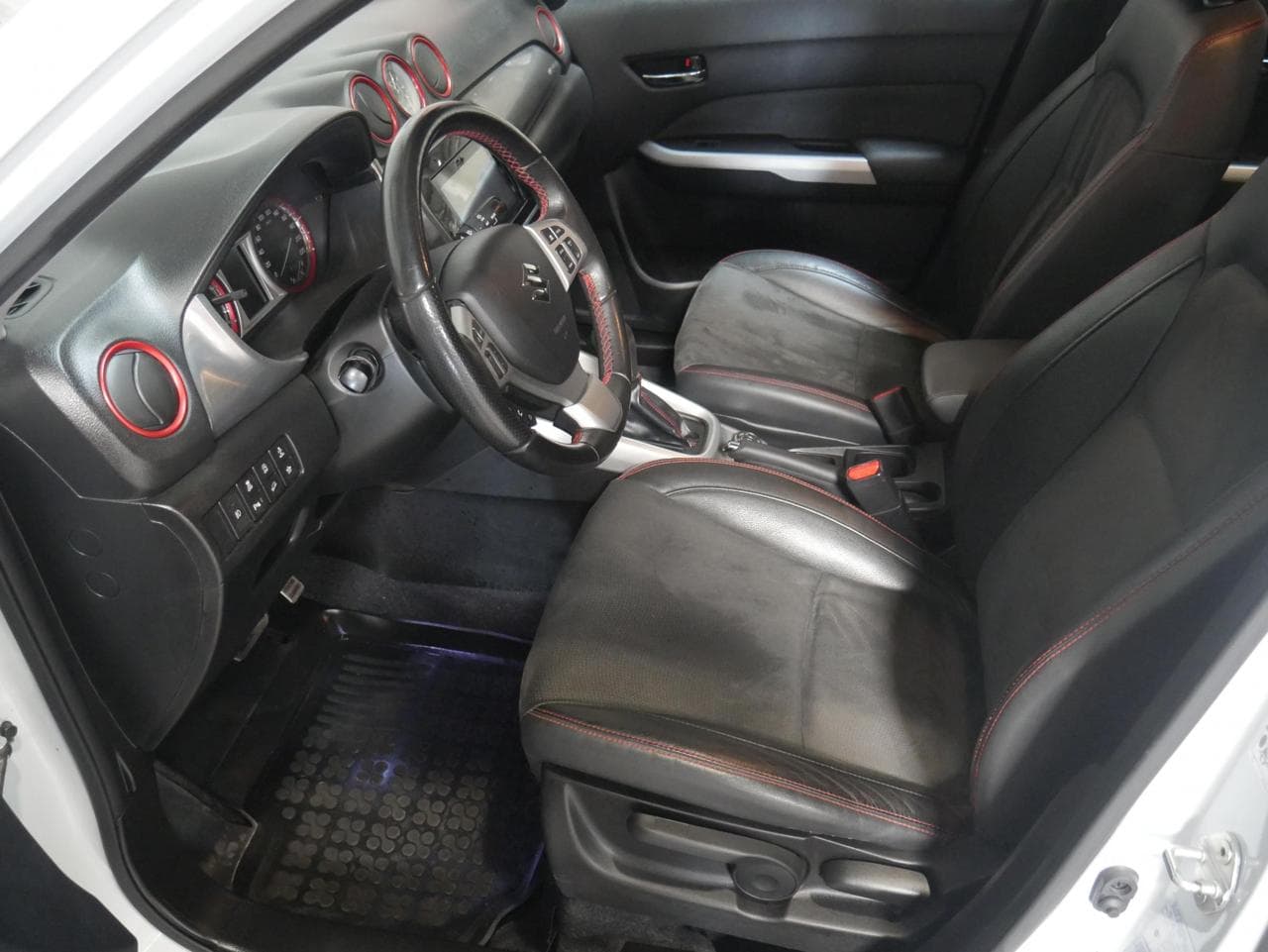 2016 Suzuki Vitara - 17