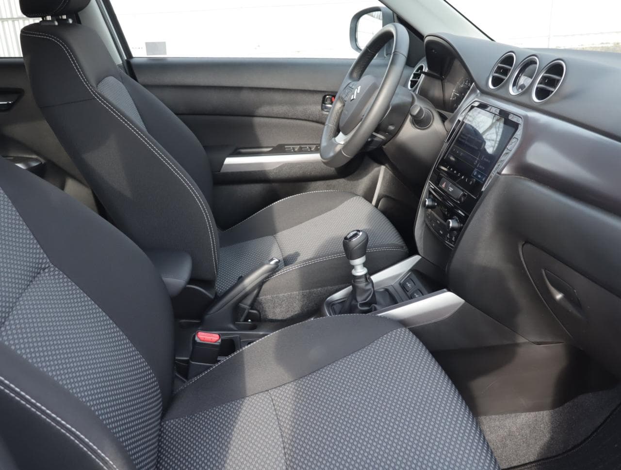 2025 Suzuki VITARA - 12