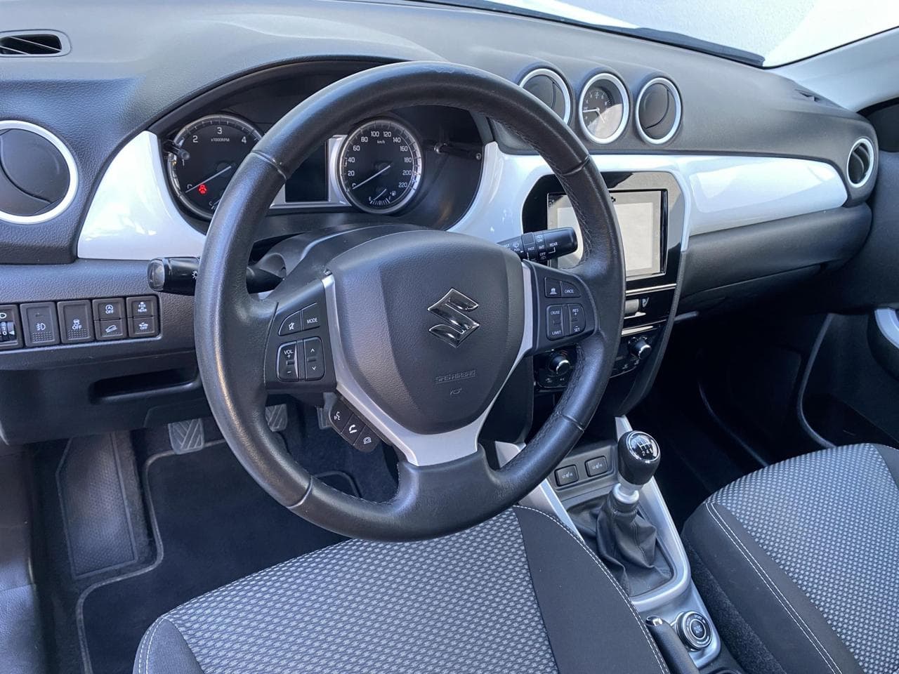 2015 Suzuki VITARA - 13