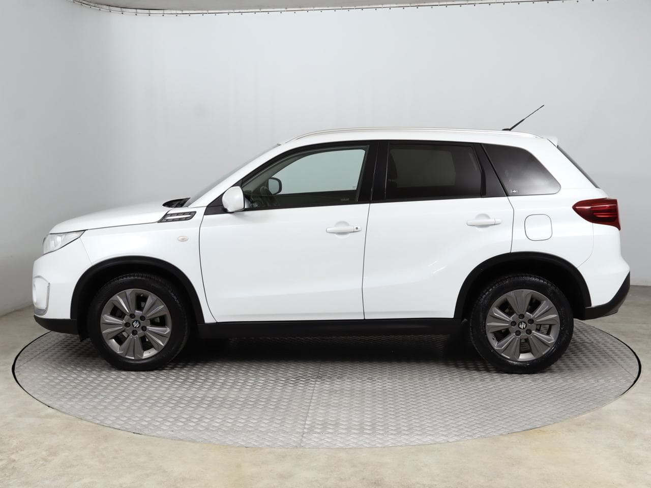 2019 Suzuki VITARA - 7