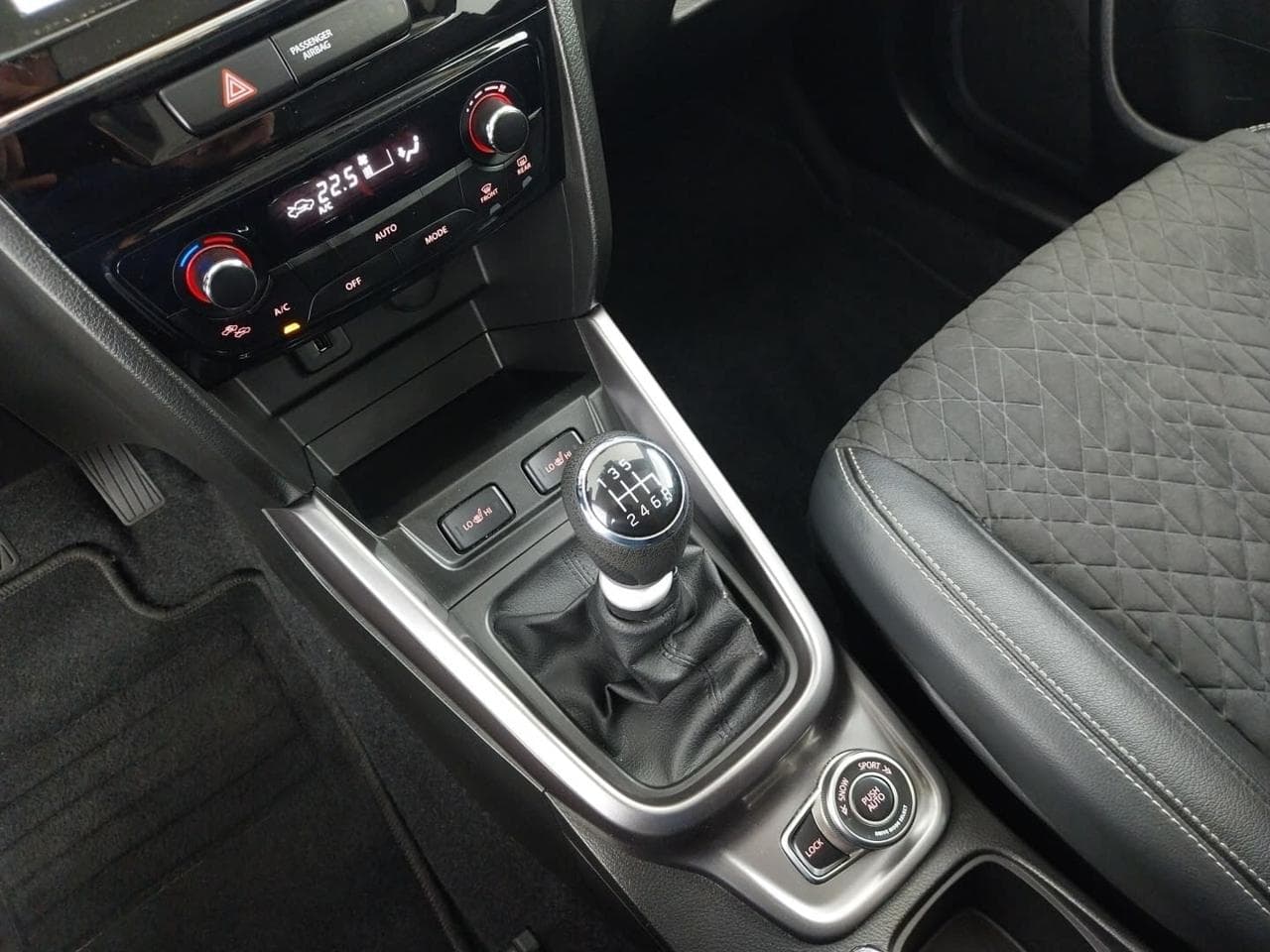 2019 Suzuki VITARA - 19
