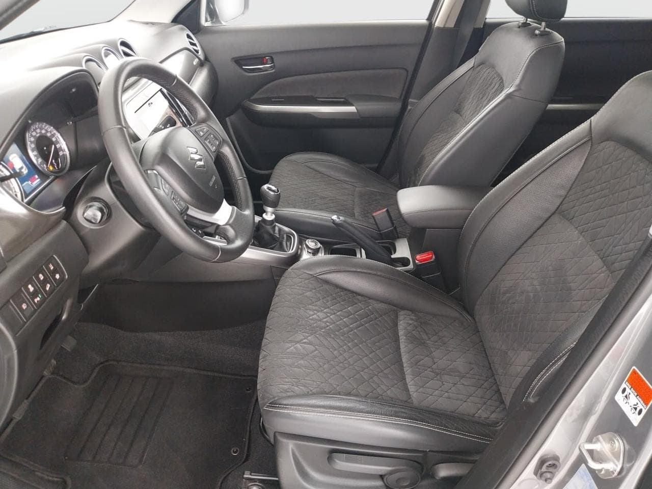 2019 Suzuki VITARA - 16