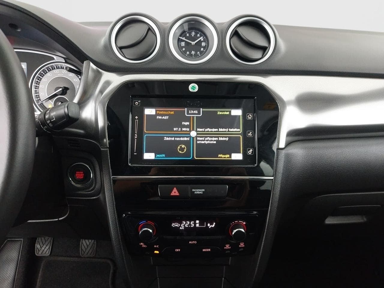 2019 Suzuki VITARA - 18