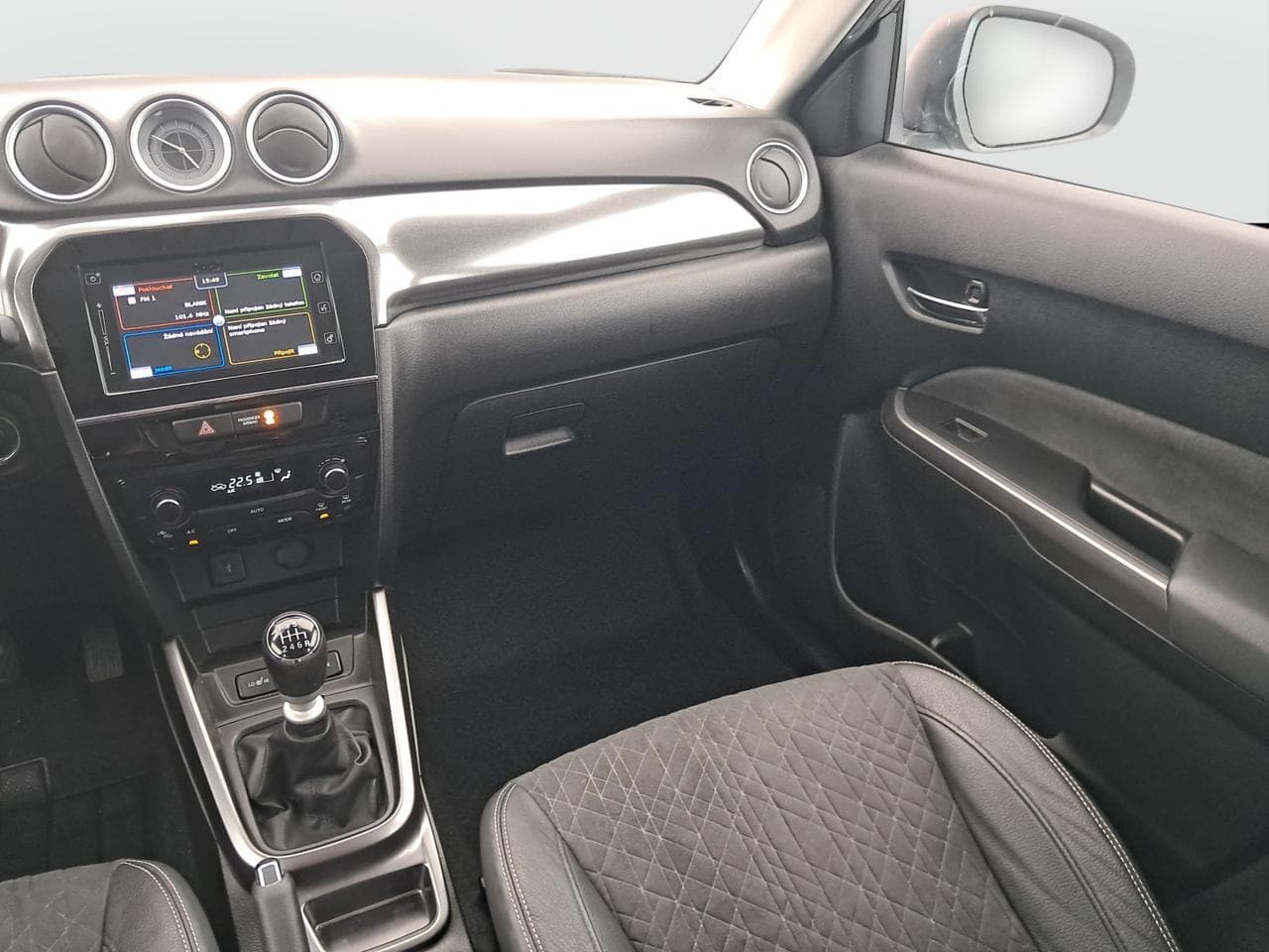 2019 Suzuki VITARA - 9