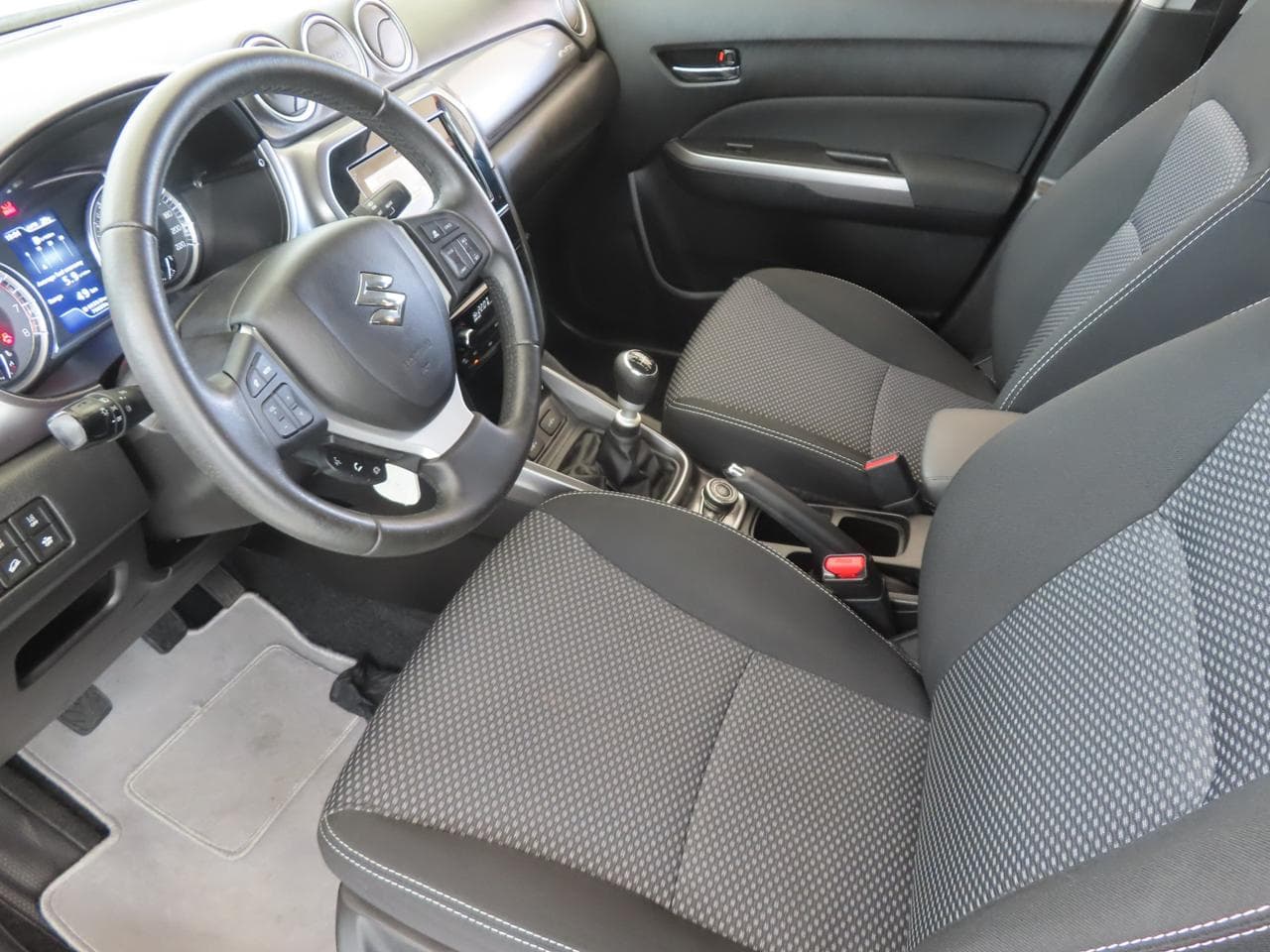 2019 Suzuki VITARA - 16