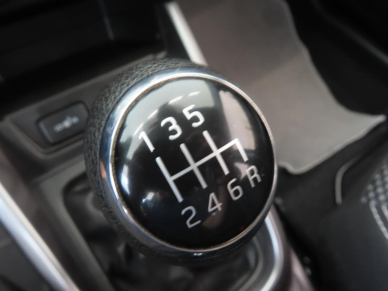 2019 Suzuki VITARA - 18
