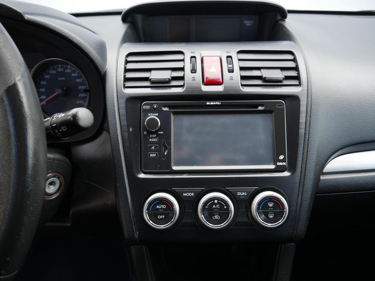 2015 Subaru XV - 11