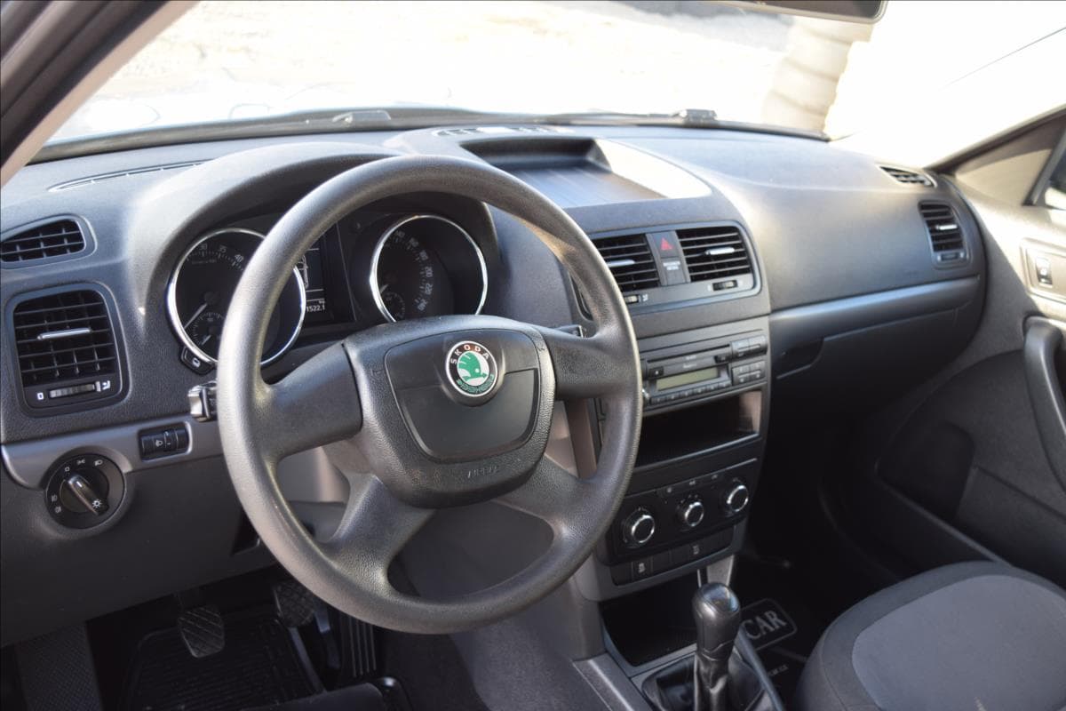 2013 Škoda YETI - 16