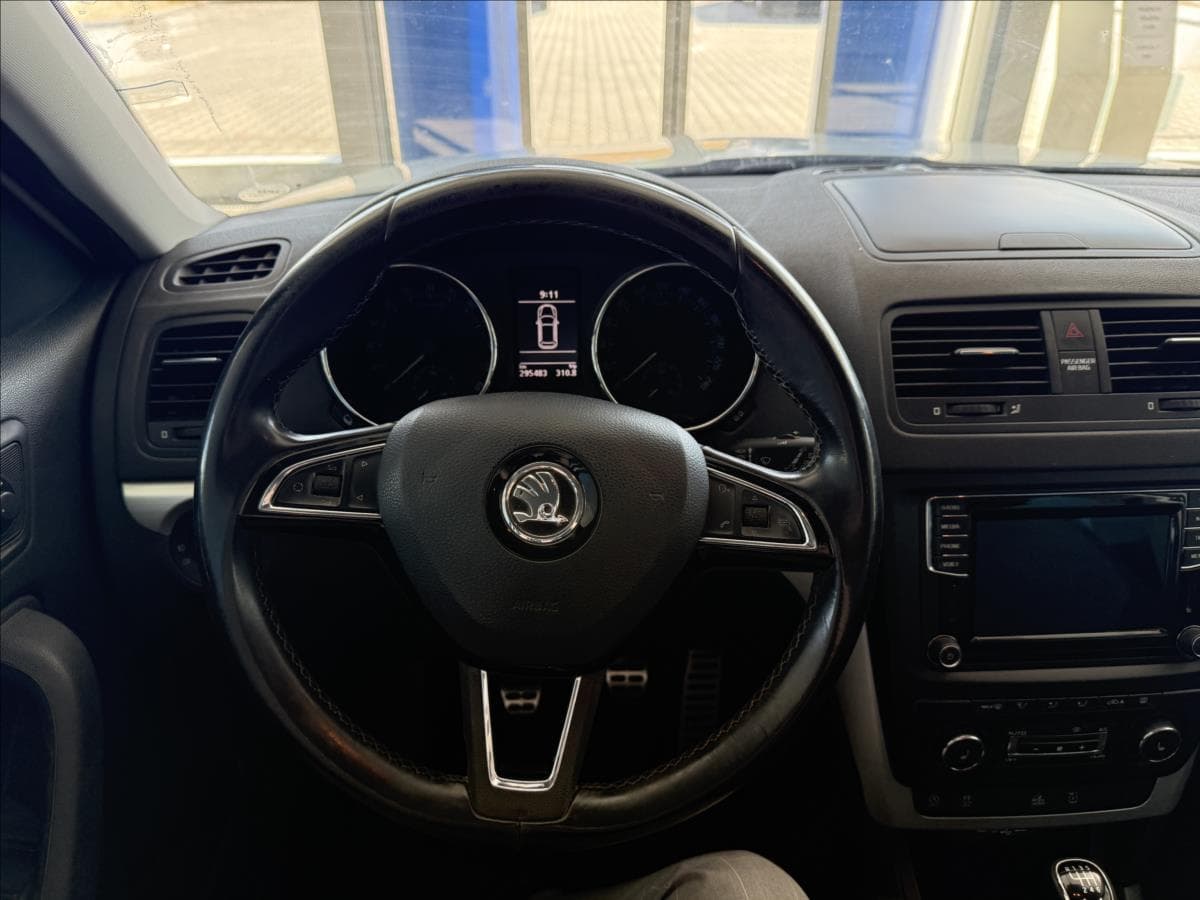2017 Škoda YETI - 15
