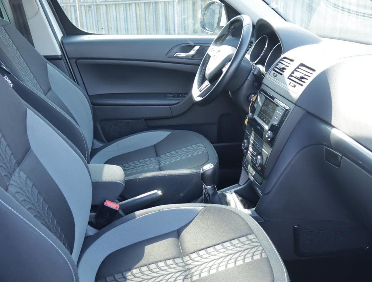 2015 Škoda Yeti - 12