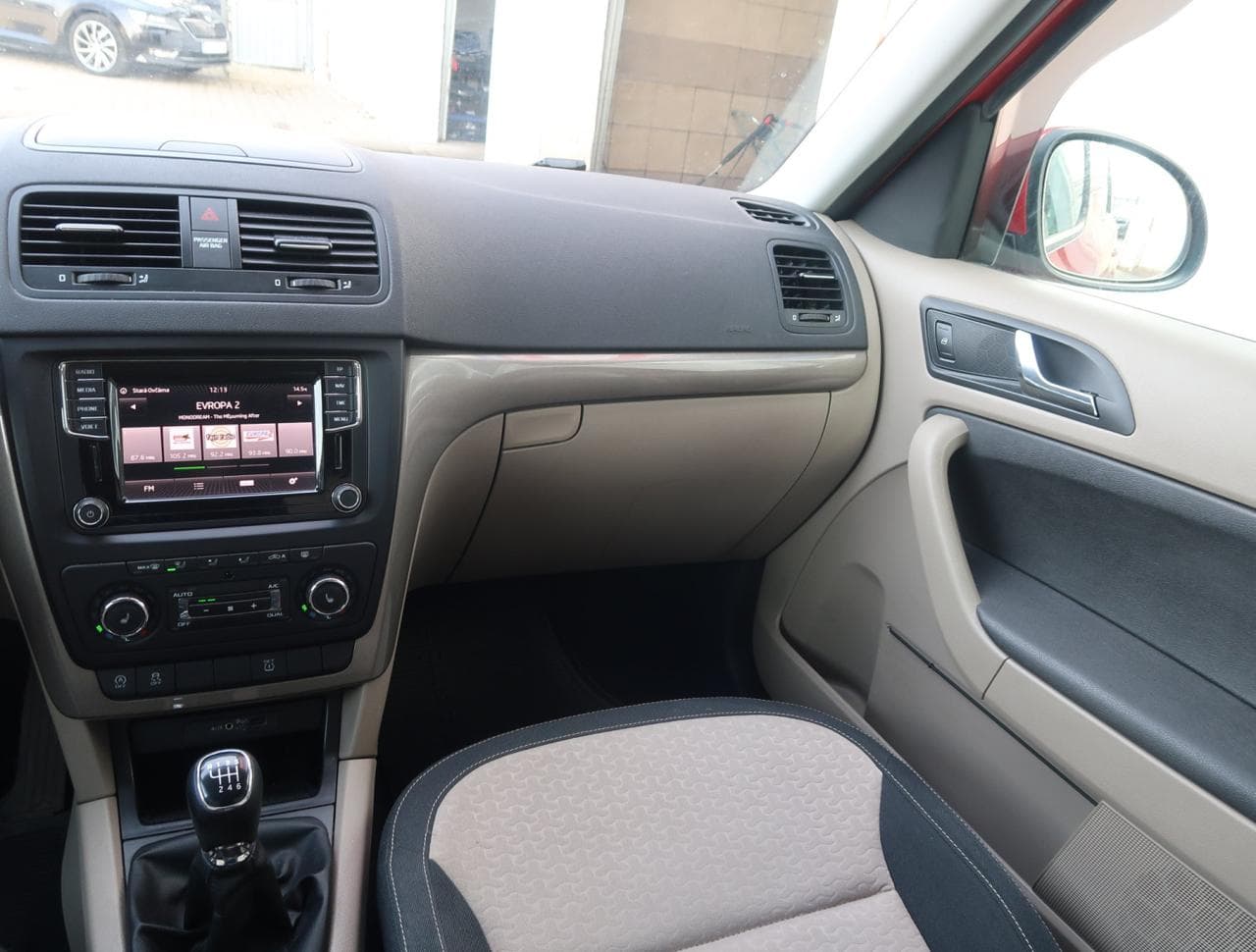 2015 Škoda Yeti - 11