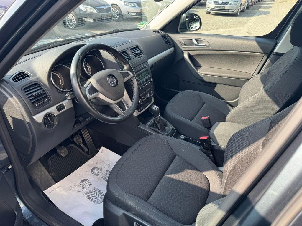 2015 Škoda YETI - 14