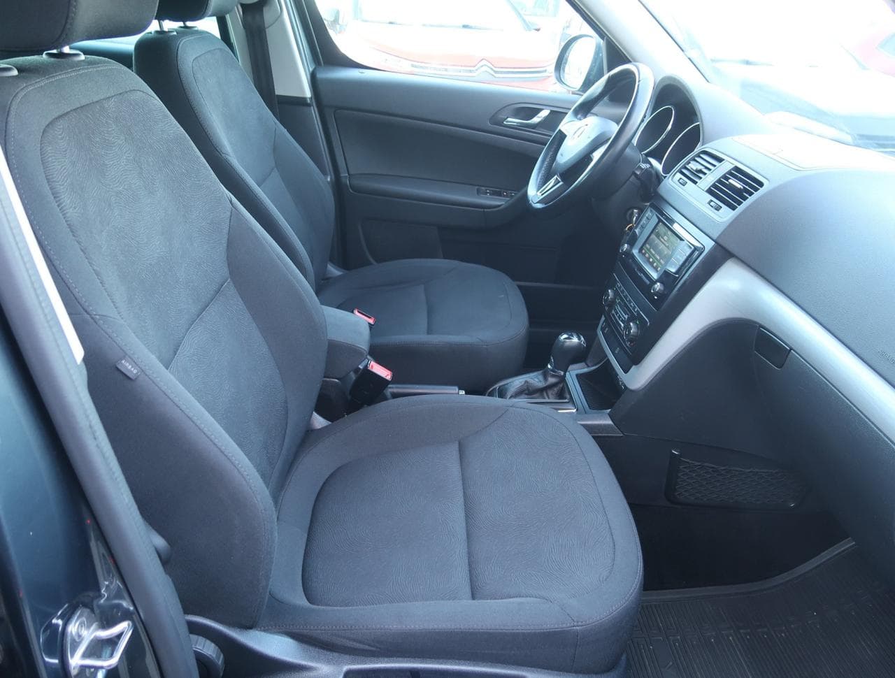 2015 Škoda Yeti - 23