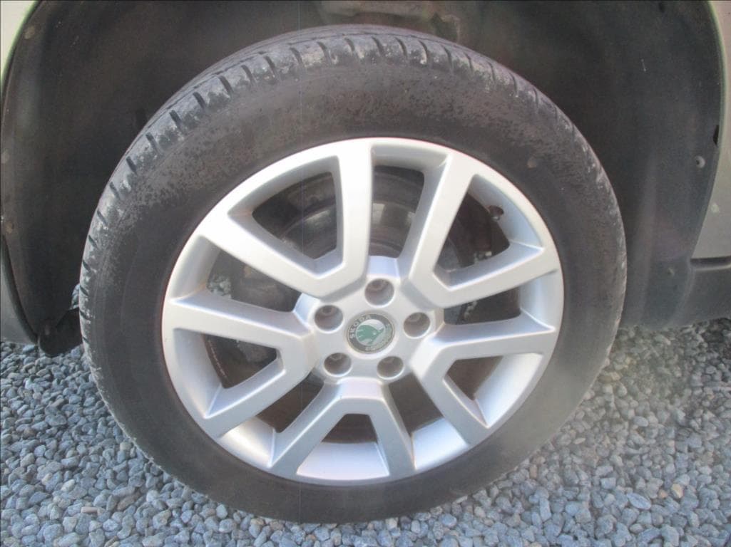 2010 Škoda YETI - 19