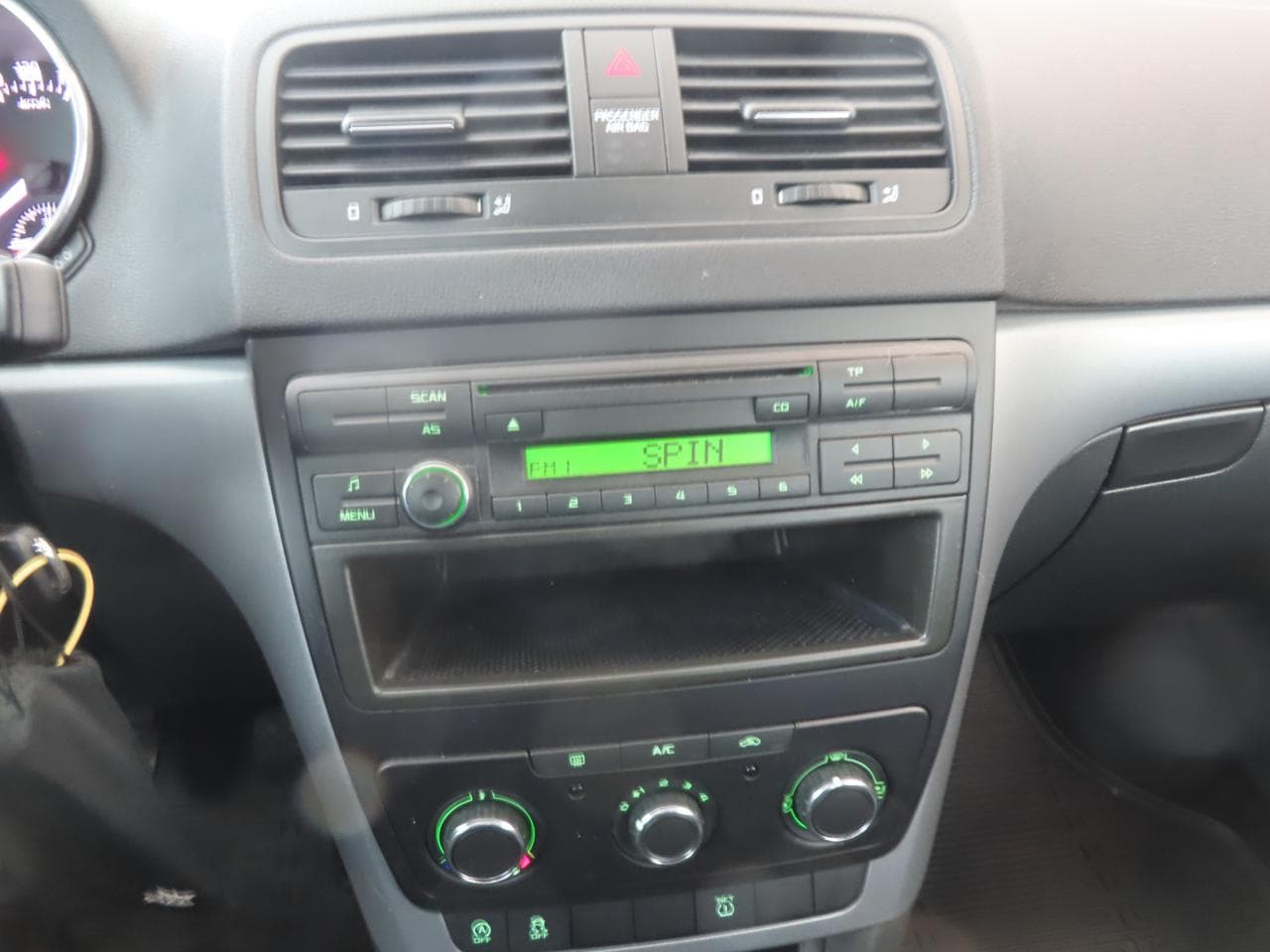 2015 Škoda YETI - 18