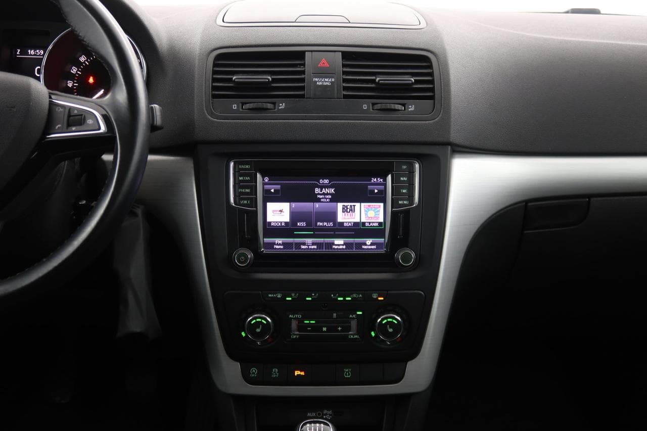 2015 Škoda YETI - 18