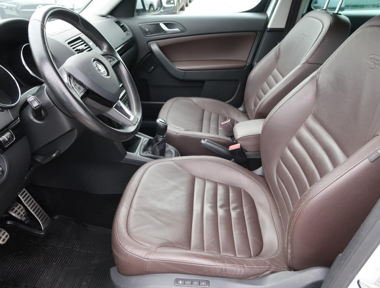 2016 Škoda YETI - 26