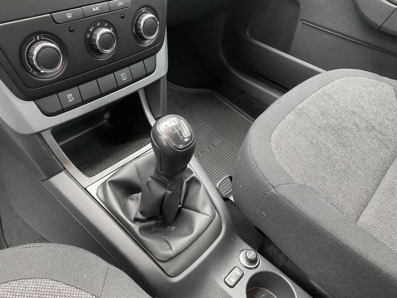 2014 Škoda YETI - 17