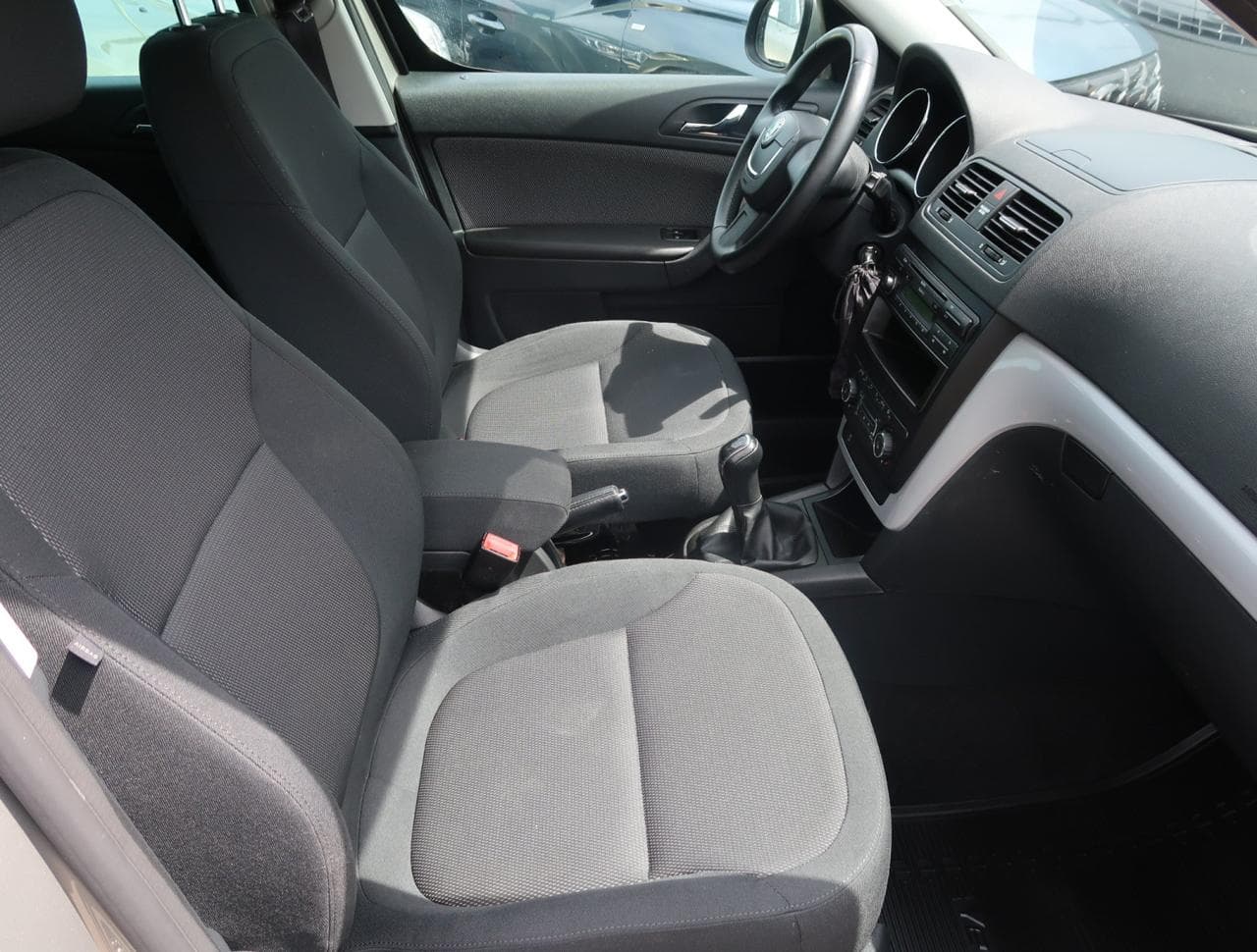 2011 Škoda YETI - 21