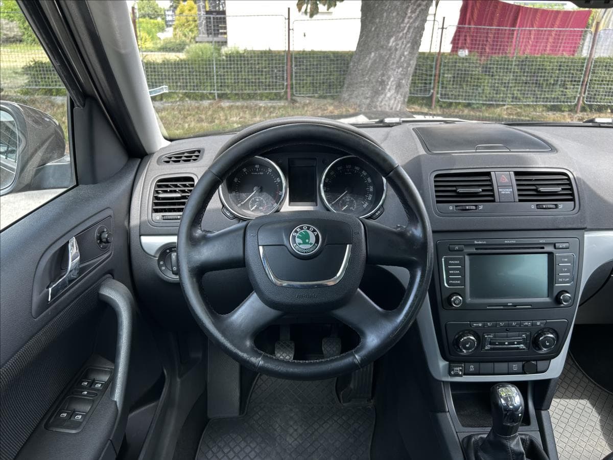 2010 Škoda YETI - 18