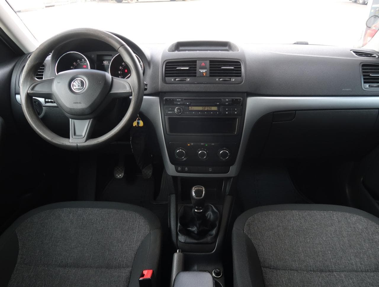 2015 Škoda YETI - 10
