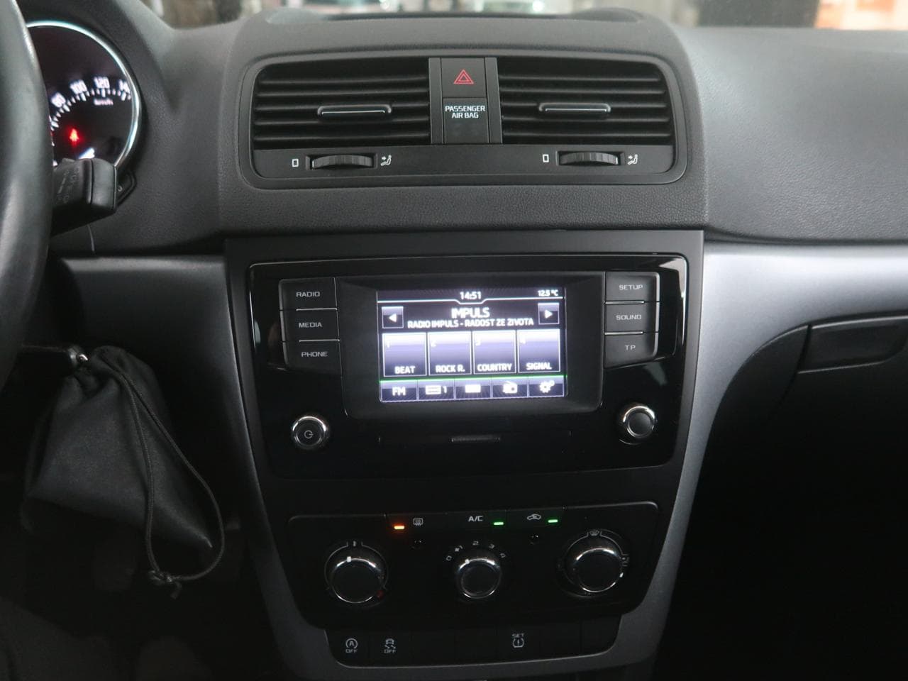 2015 Škoda YETI - 18