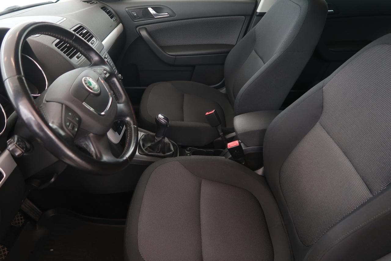 2011 Škoda YETI - 16