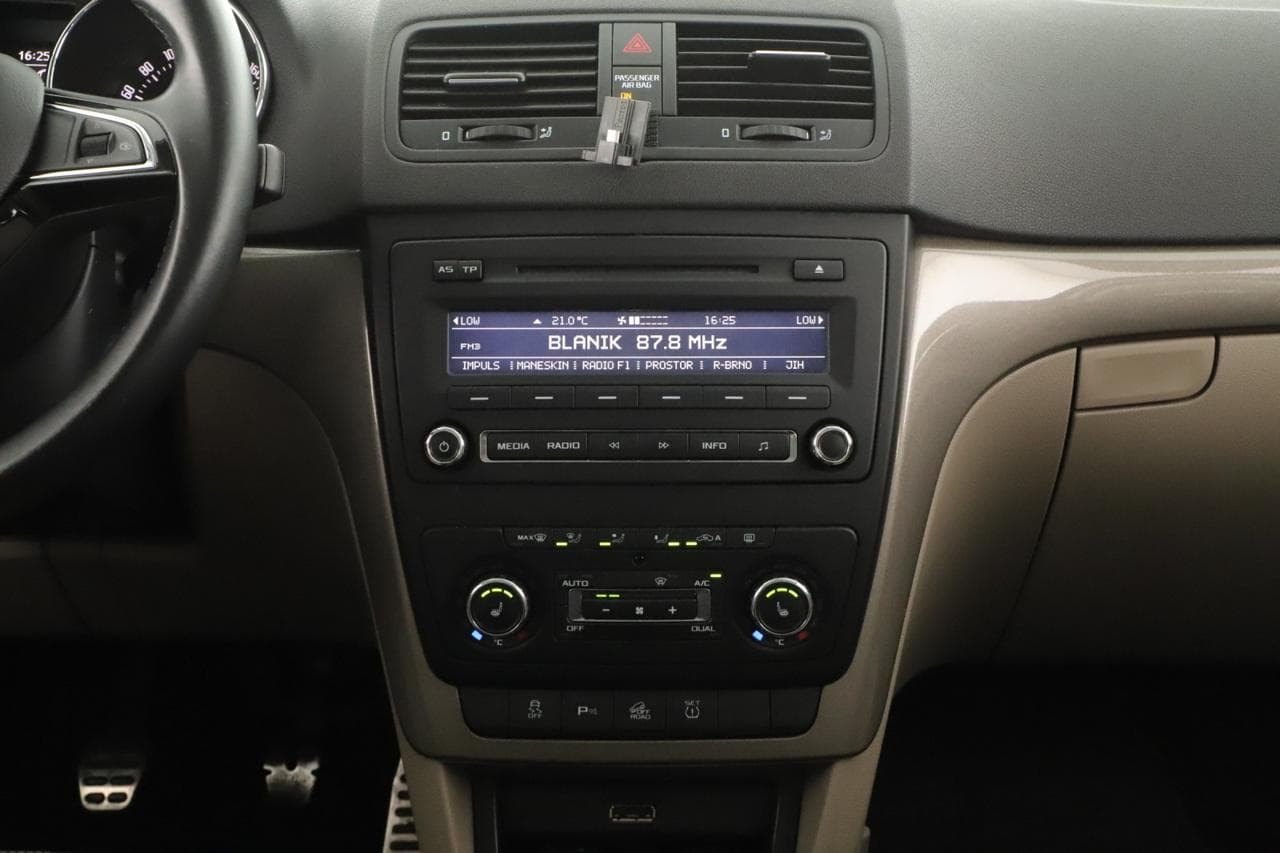 2014 Škoda YETI - 15