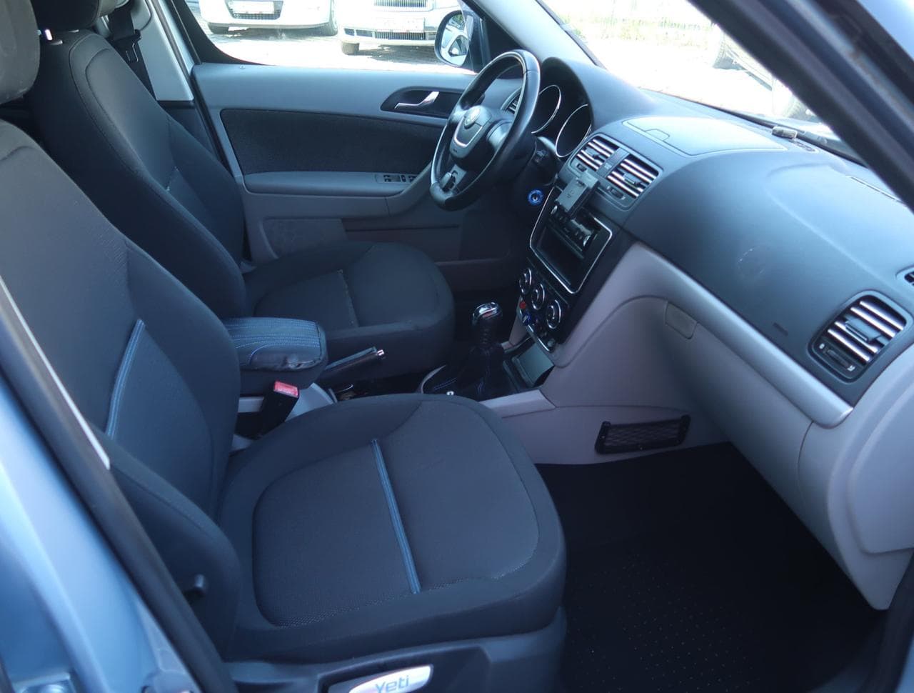 2010 Škoda YETI - 12