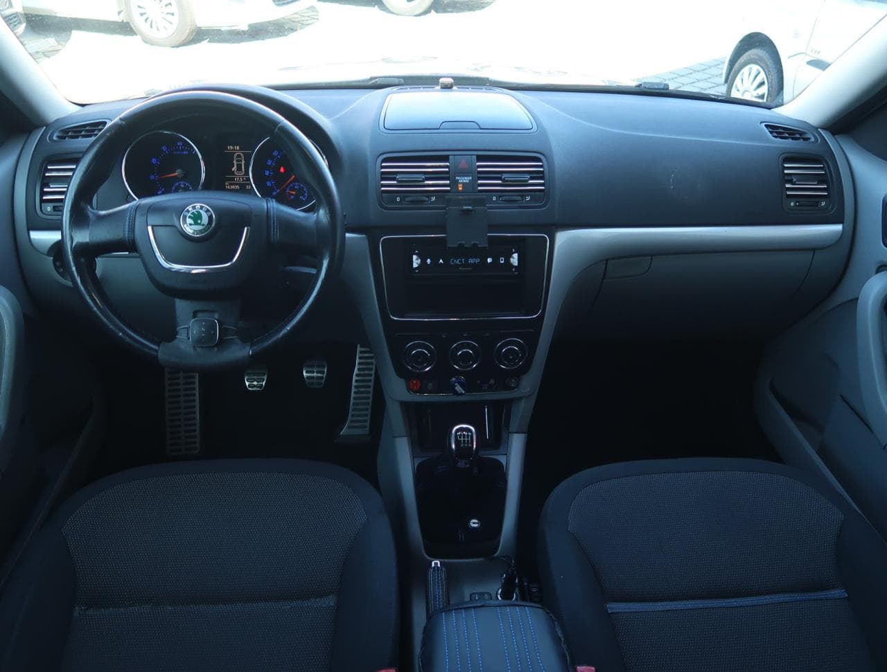 2010 Škoda YETI - 10