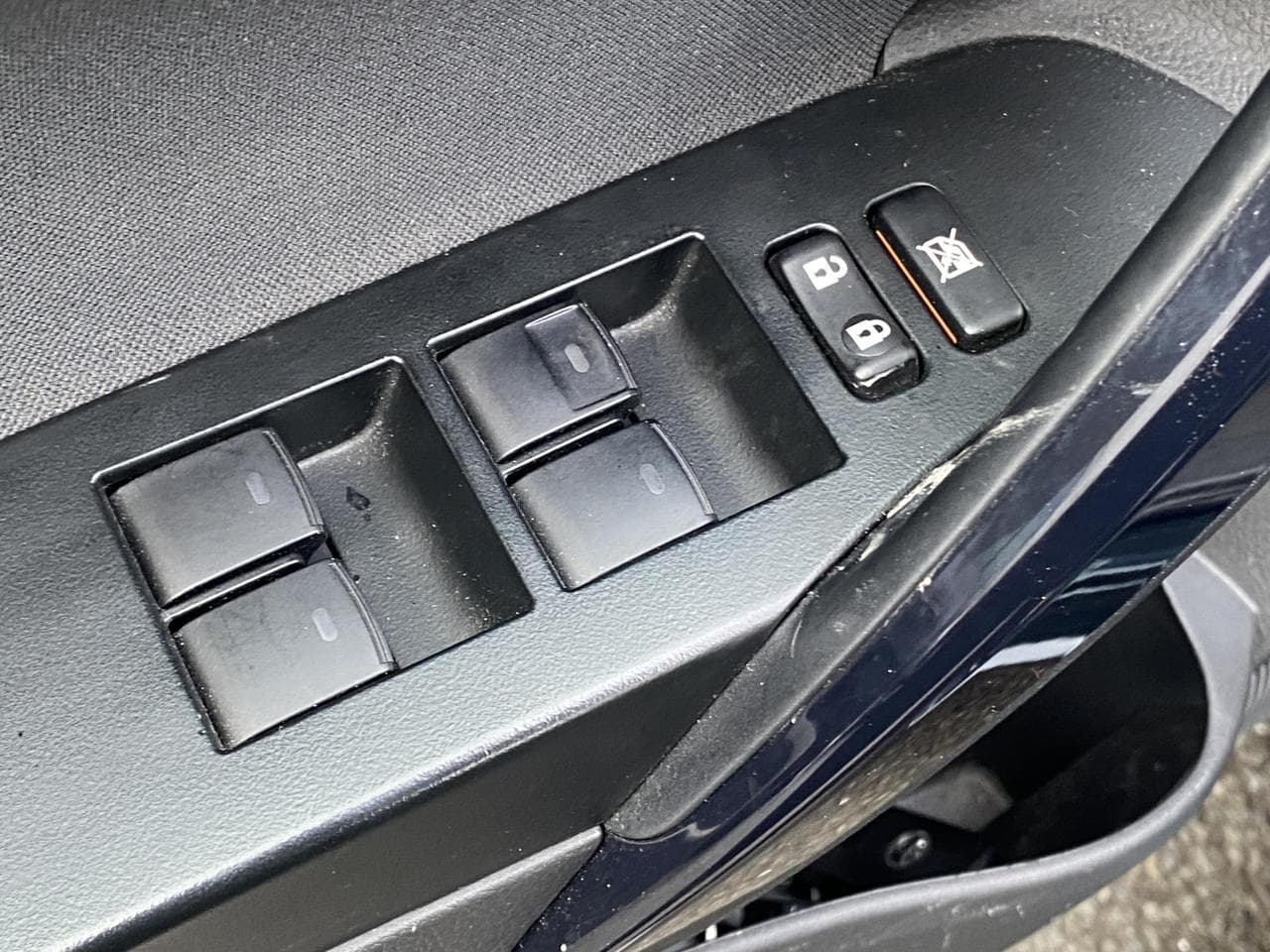 2015 Toyota AURIS - 11
