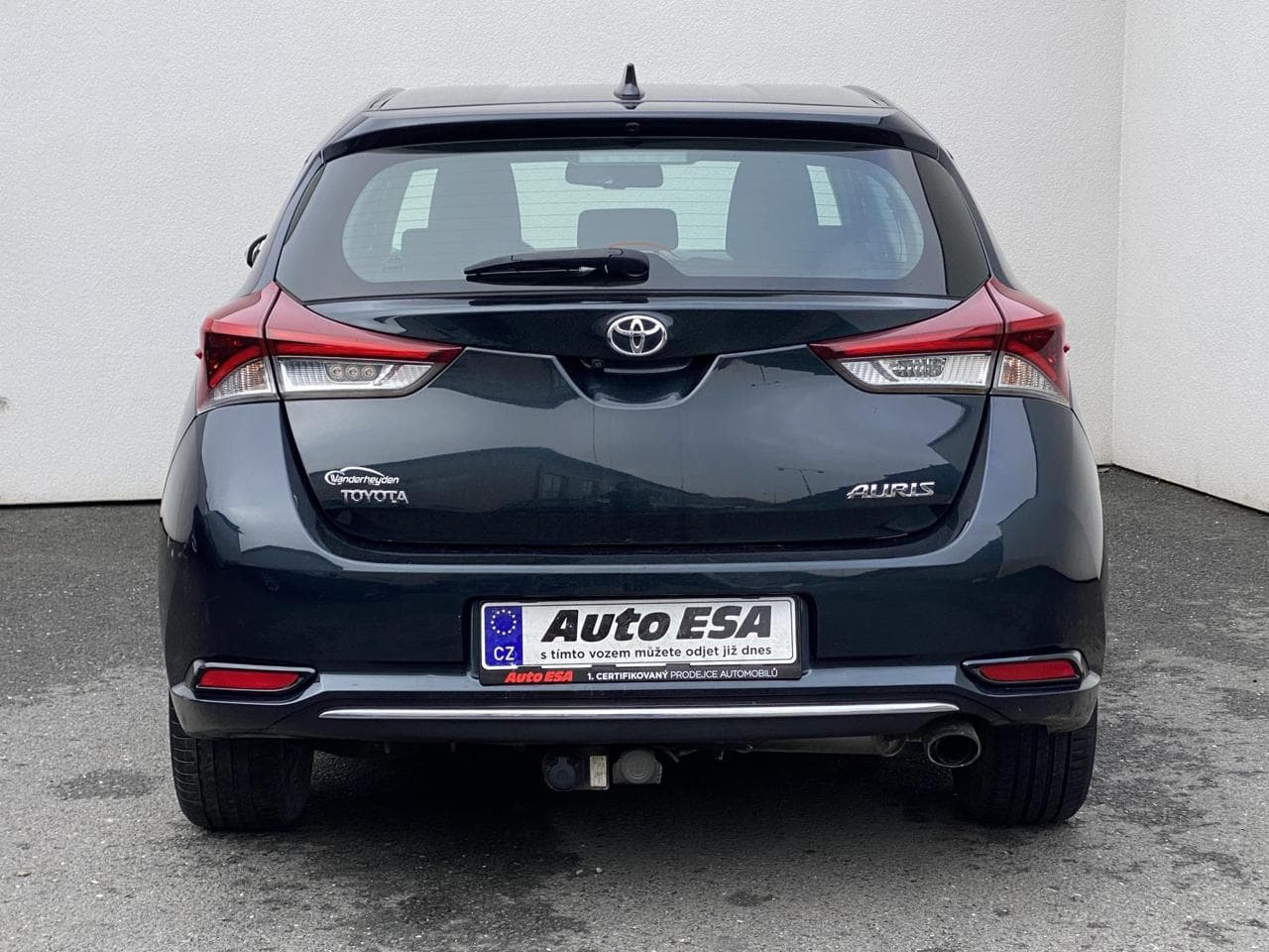 2015 Toyota AURIS - 5