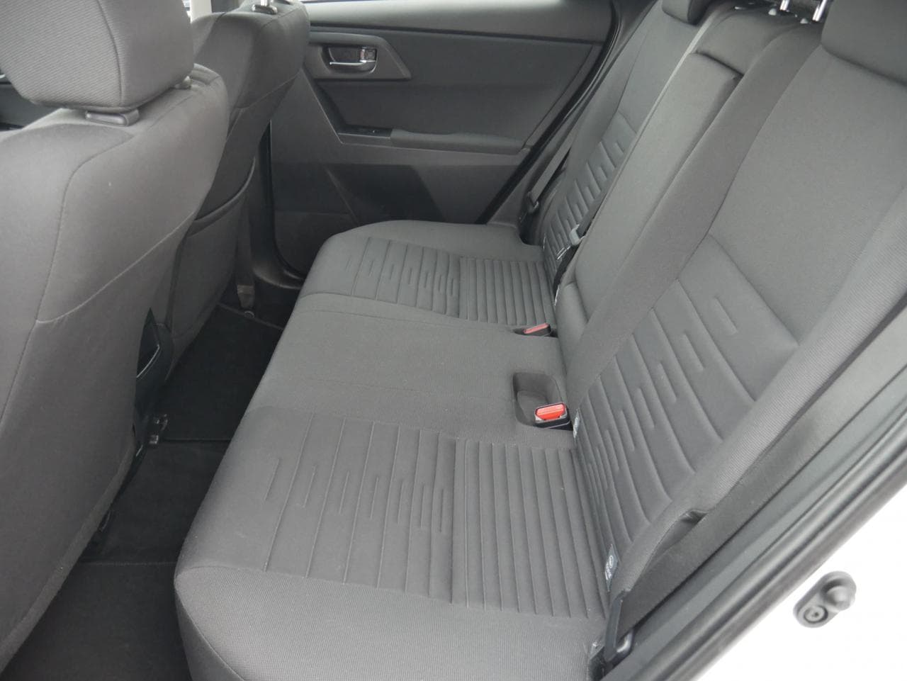 2017 Toyota AURIS - 10