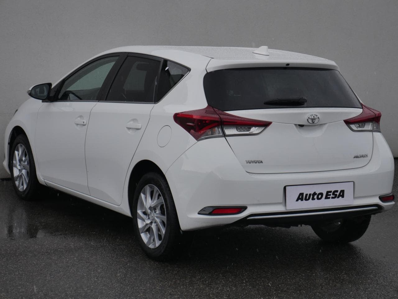 2017 Toyota AURIS - 6