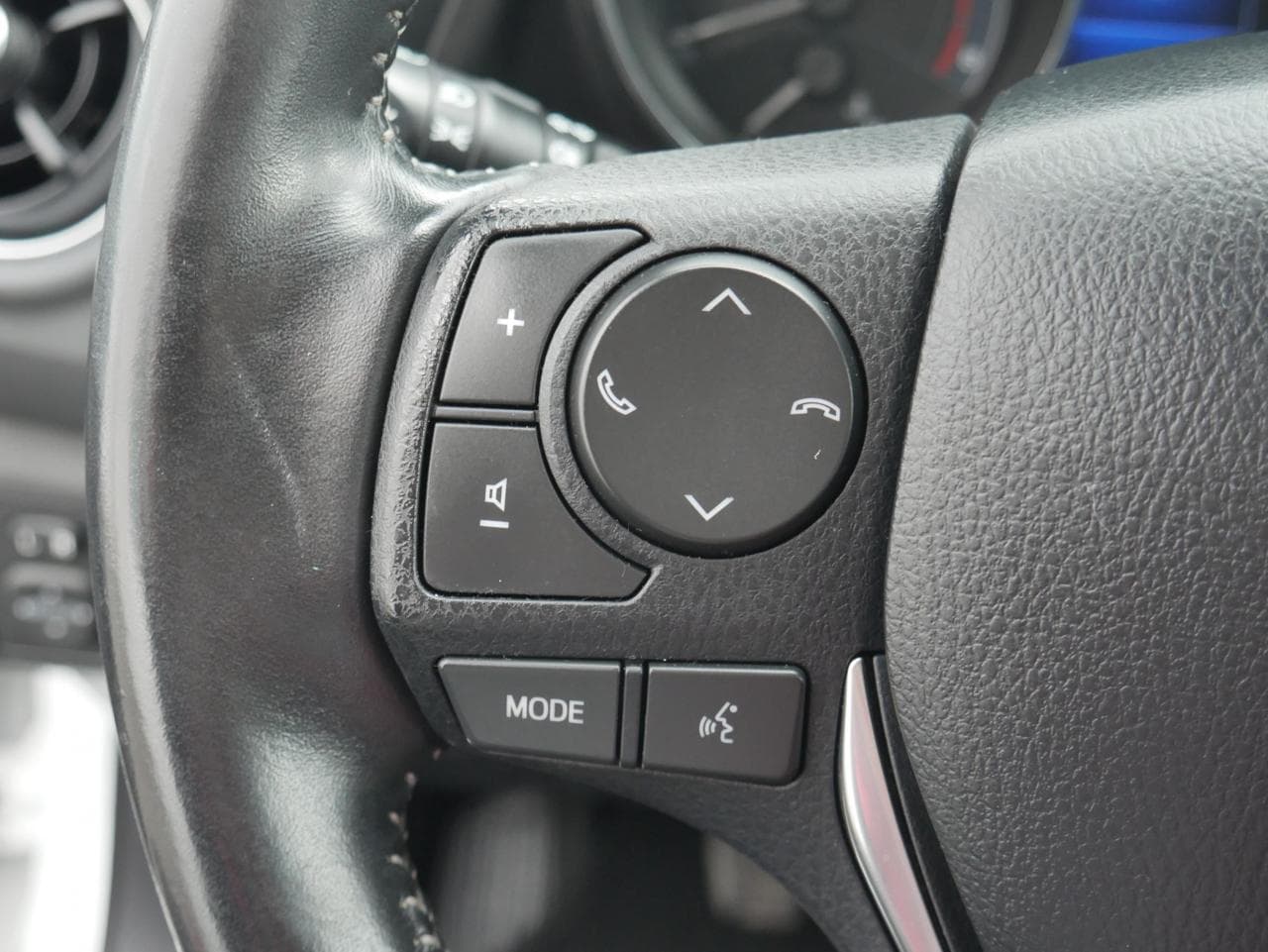 2017 Toyota AURIS - 18