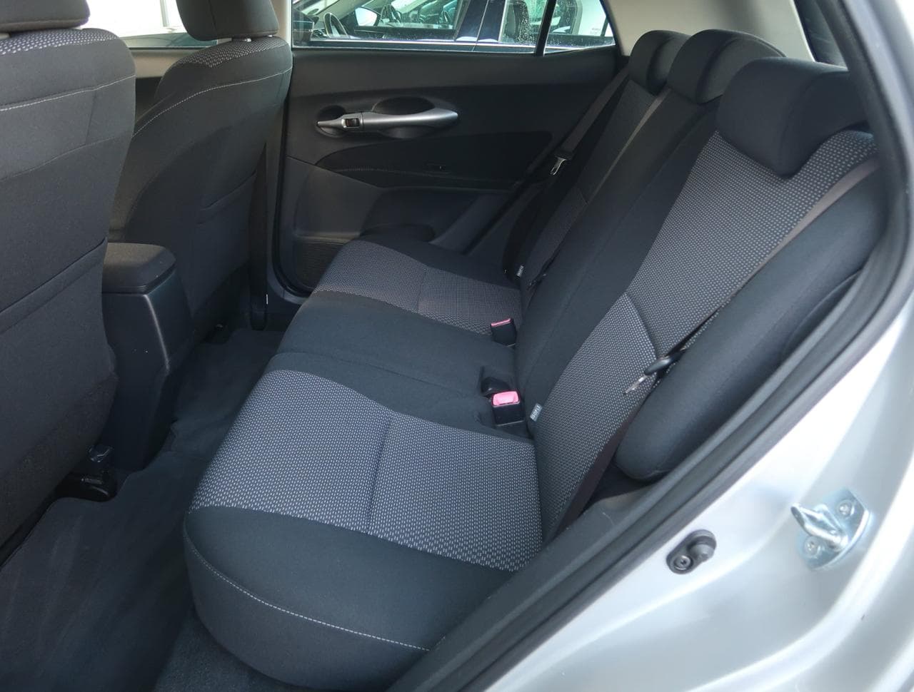 2011 Toyota Auris - 15