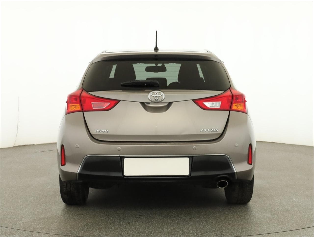 2014 Toyota Auris - 6