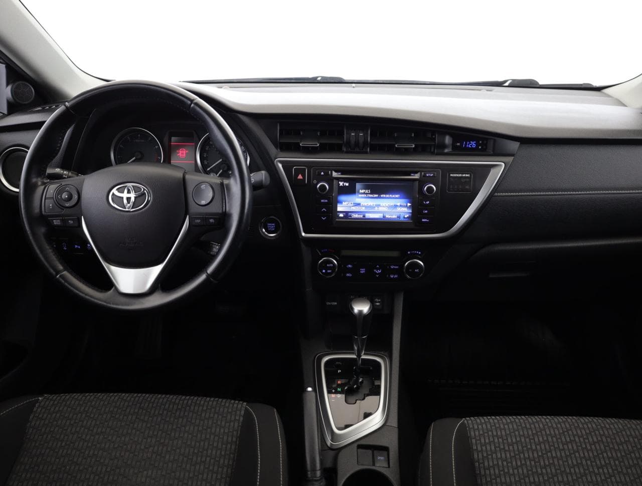 2014 Toyota Auris - 9