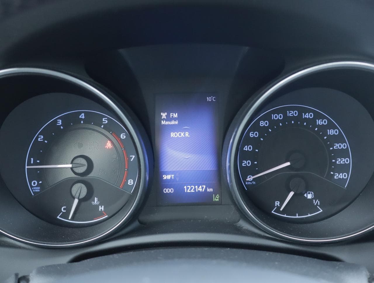 2016 Toyota Auris - 17