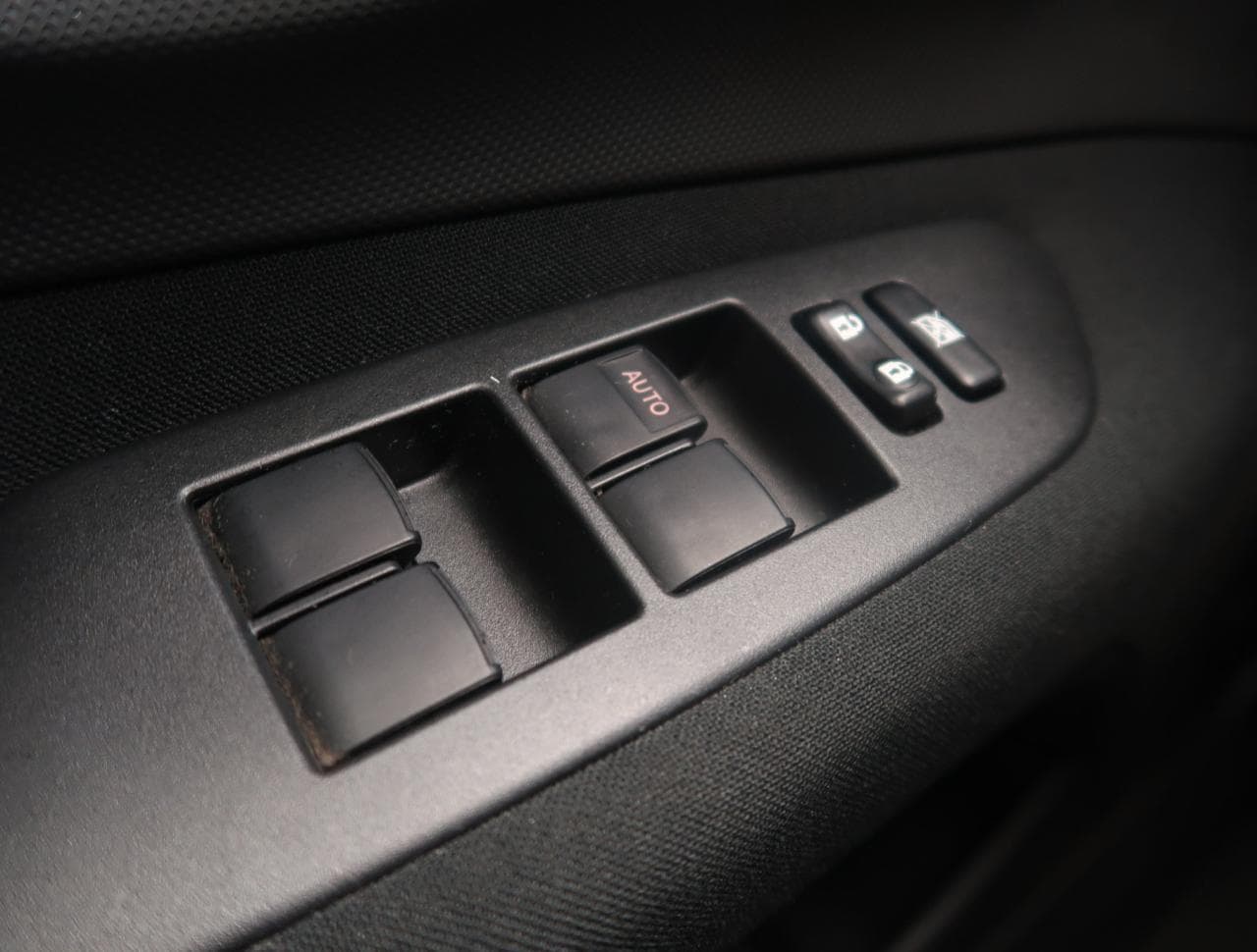 2008 Toyota Auris - 19