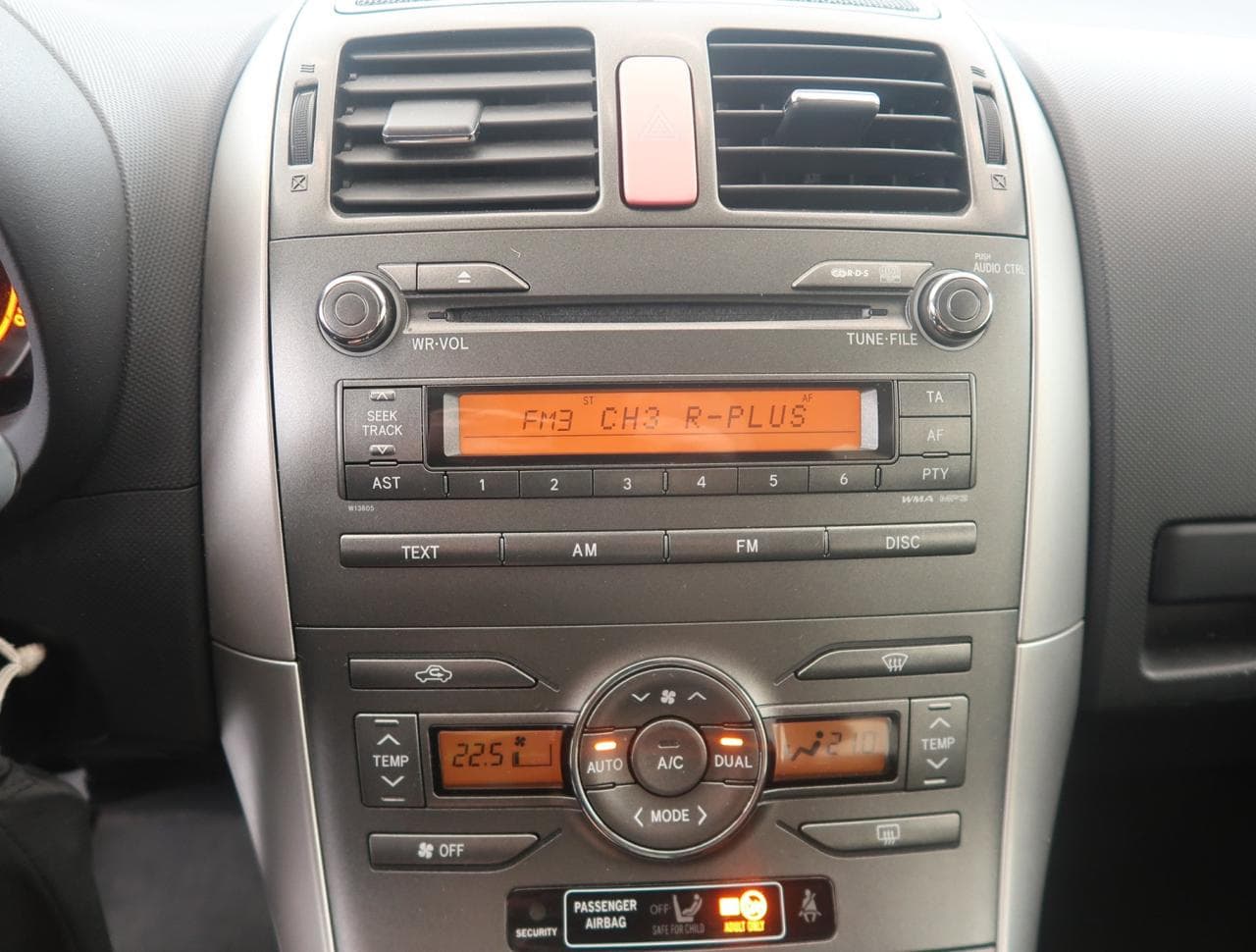 2008 Toyota Auris - 18