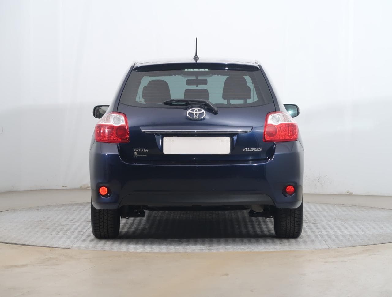 2012 Toyota AURIS - 6