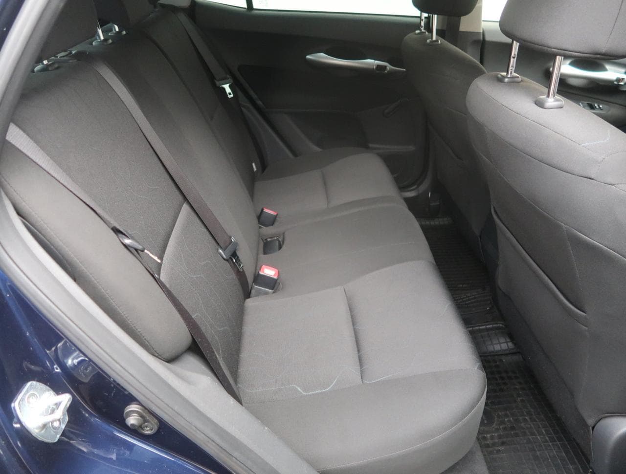 2012 Toyota AURIS - 13