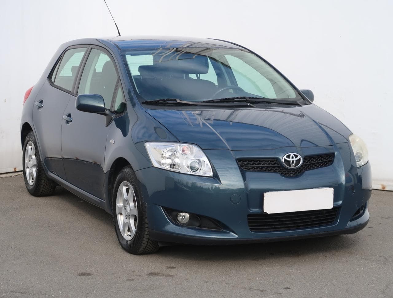 2009 Toyota AURIS