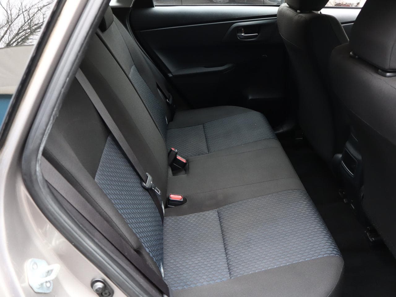 2013 Toyota AURIS - 21