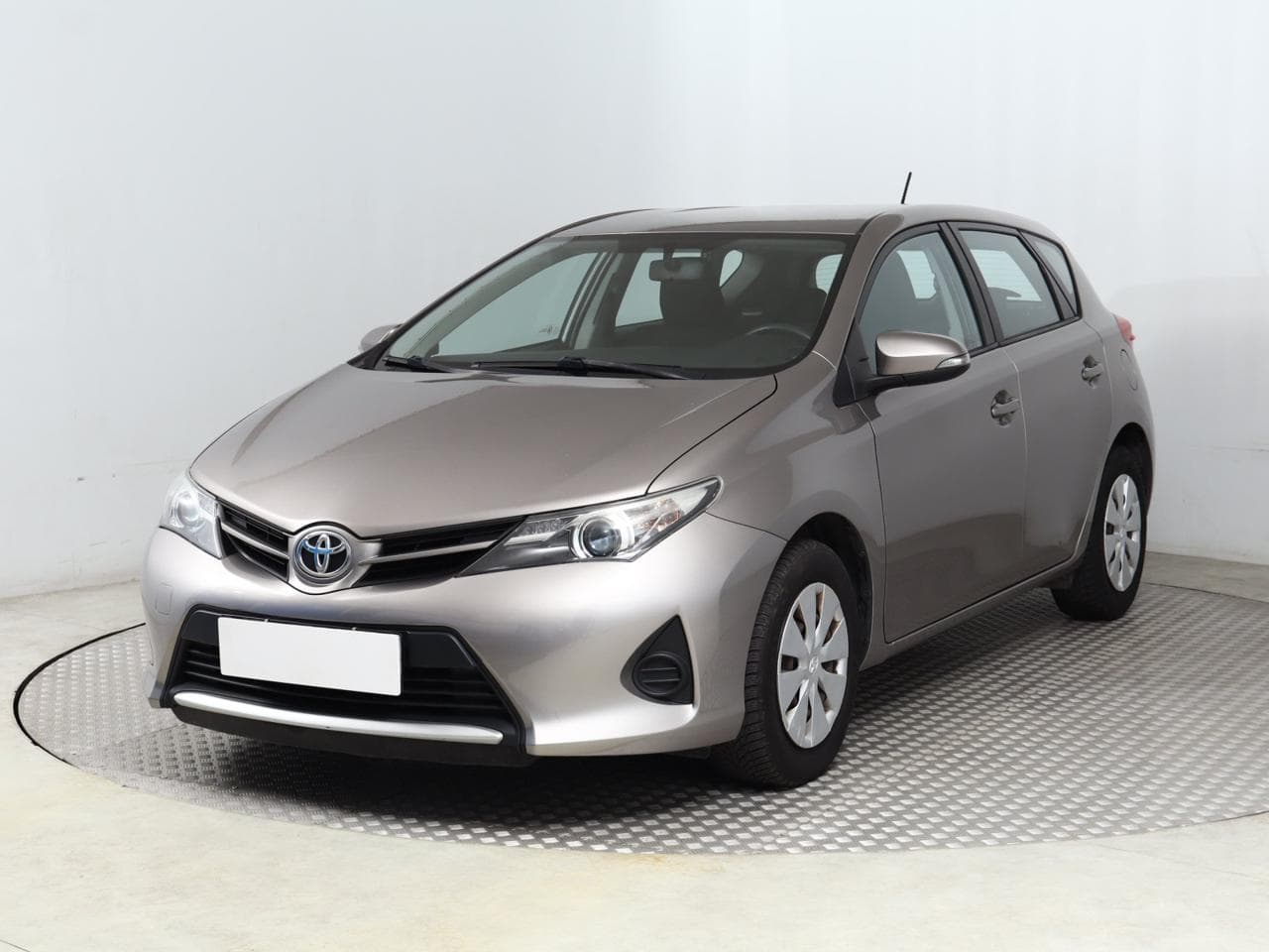 2013 Toyota AURIS - 5