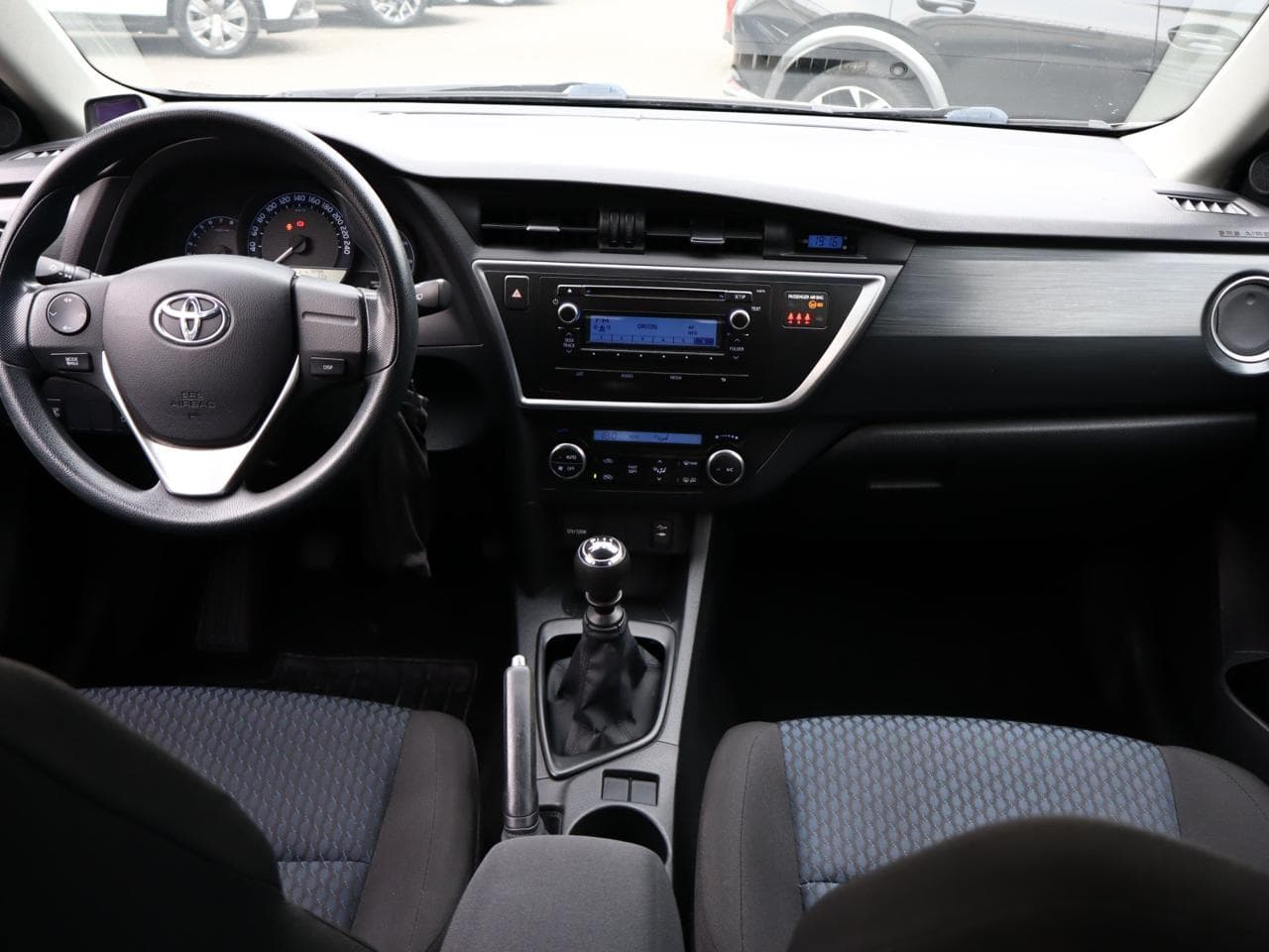 2013 Toyota AURIS - 17